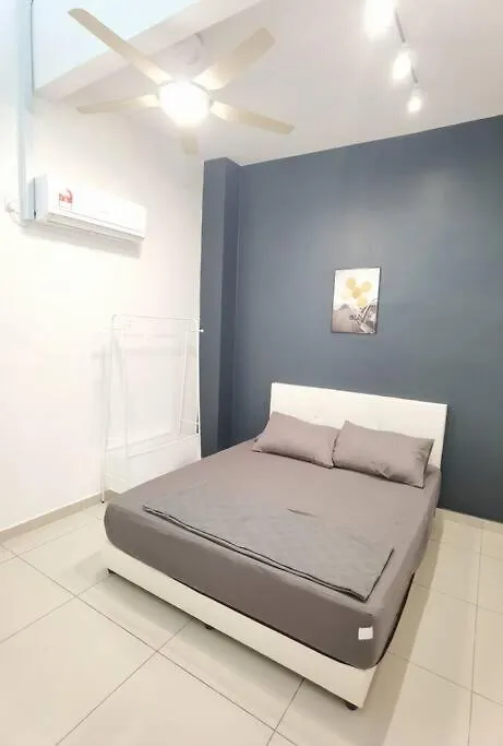 Holiday home Cozy Landed House At Taman Daya And Mount Austin 8 To10 Pax Villa Johor Bahru