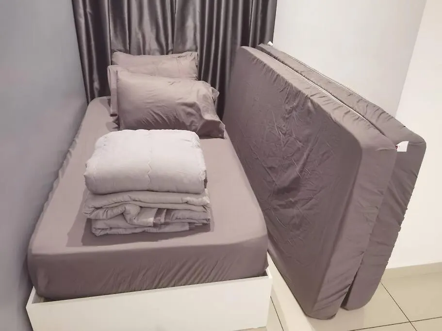 Holiday home Cozy Landed House At Taman Daya And Mount Austin 8 To10 Pax Villa Johor Bahru